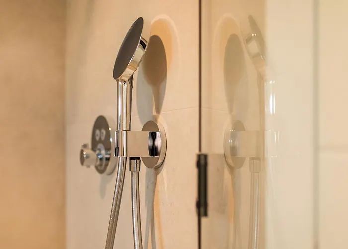 Luxury Lariv Ii With Pool * Krk Town