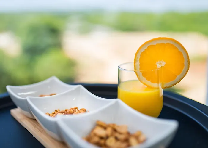 Lägenhet Luxury Lariv Ii With Pool *